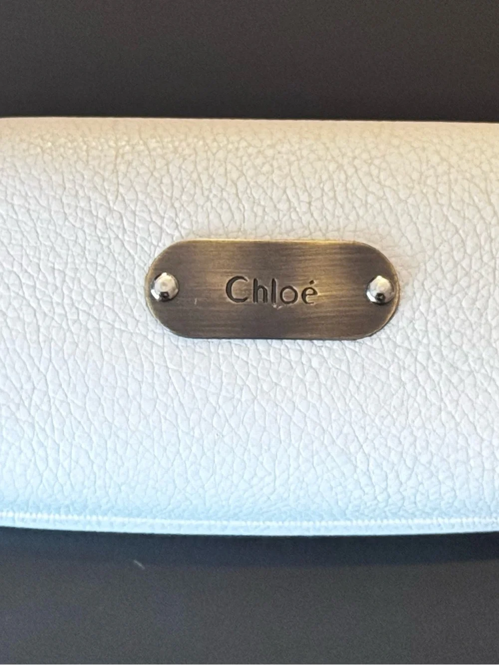 Chloé White Clamshell Sunglasses Case - Leather with Brass Nameplate